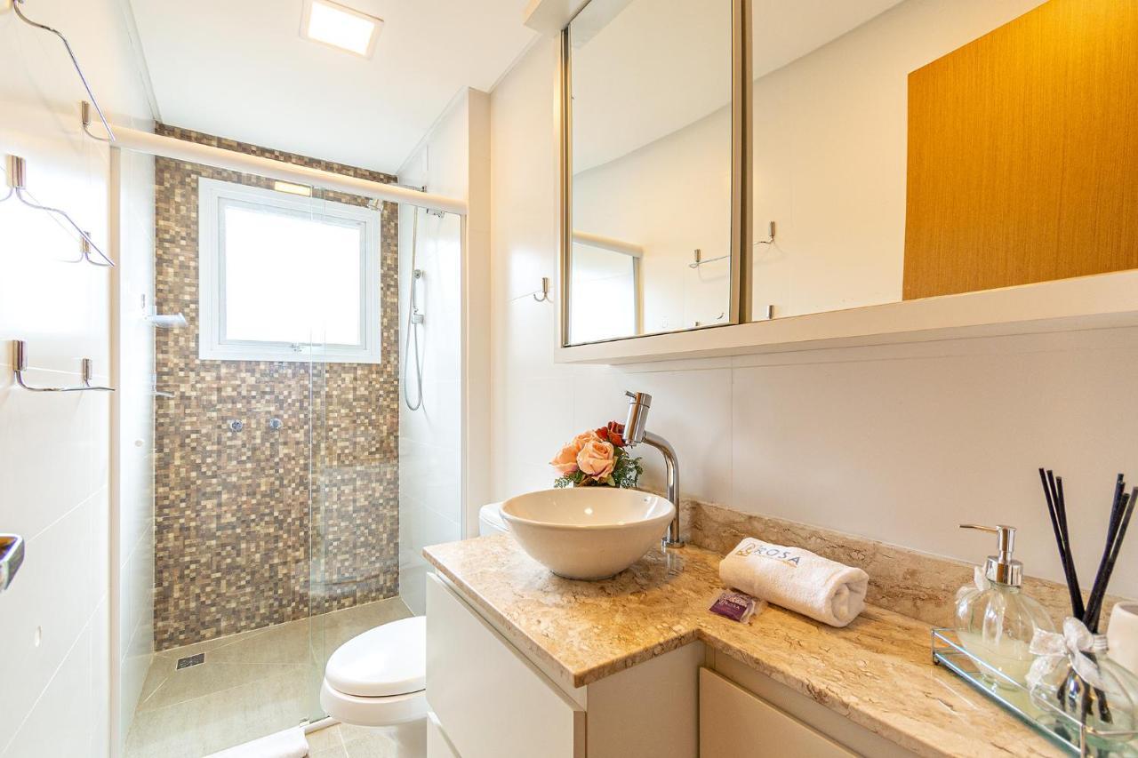 Rosa Apartamento Luxo No Centro Gramado Apartment Bagian luar foto